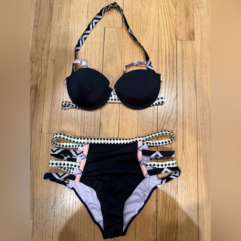 VS bikini size medium‎ EUC